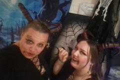 20251108_220955-Angela-Kinkel